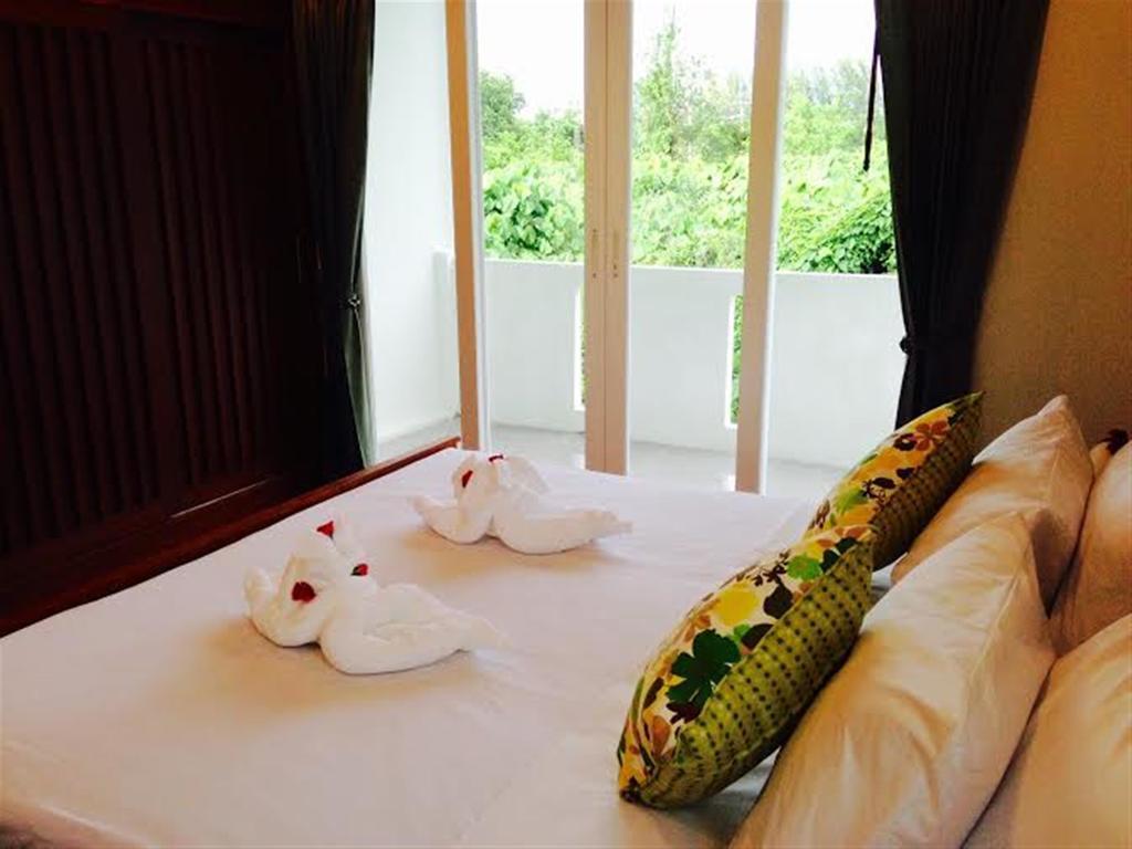 Siray House Aparthotel Phuket Room photo